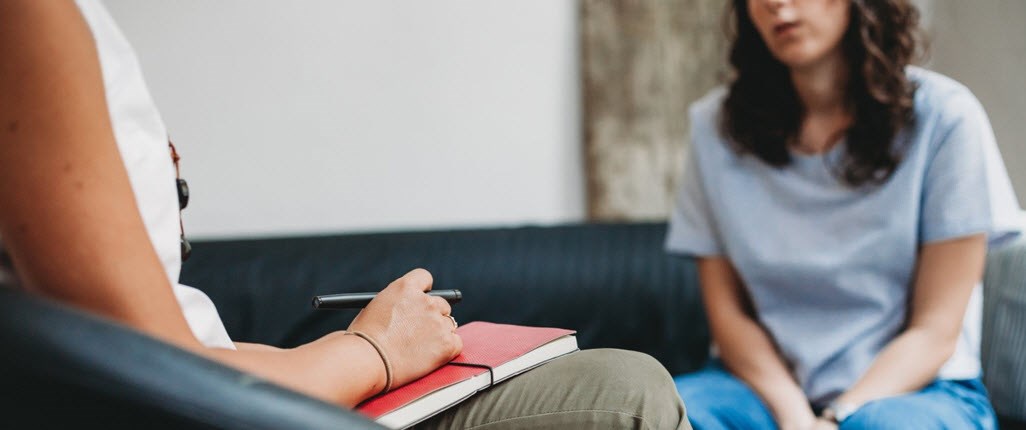 Woman on psychotherapy session